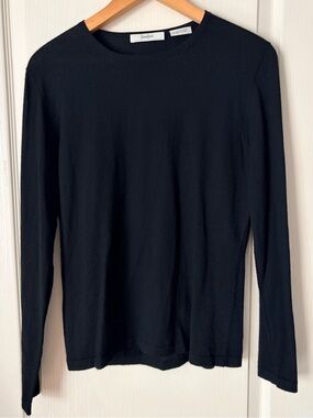 Neuman Marcus Cashmere Collection Black crew neck sweater, size Large
